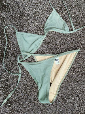 Tri bikini top - SALE